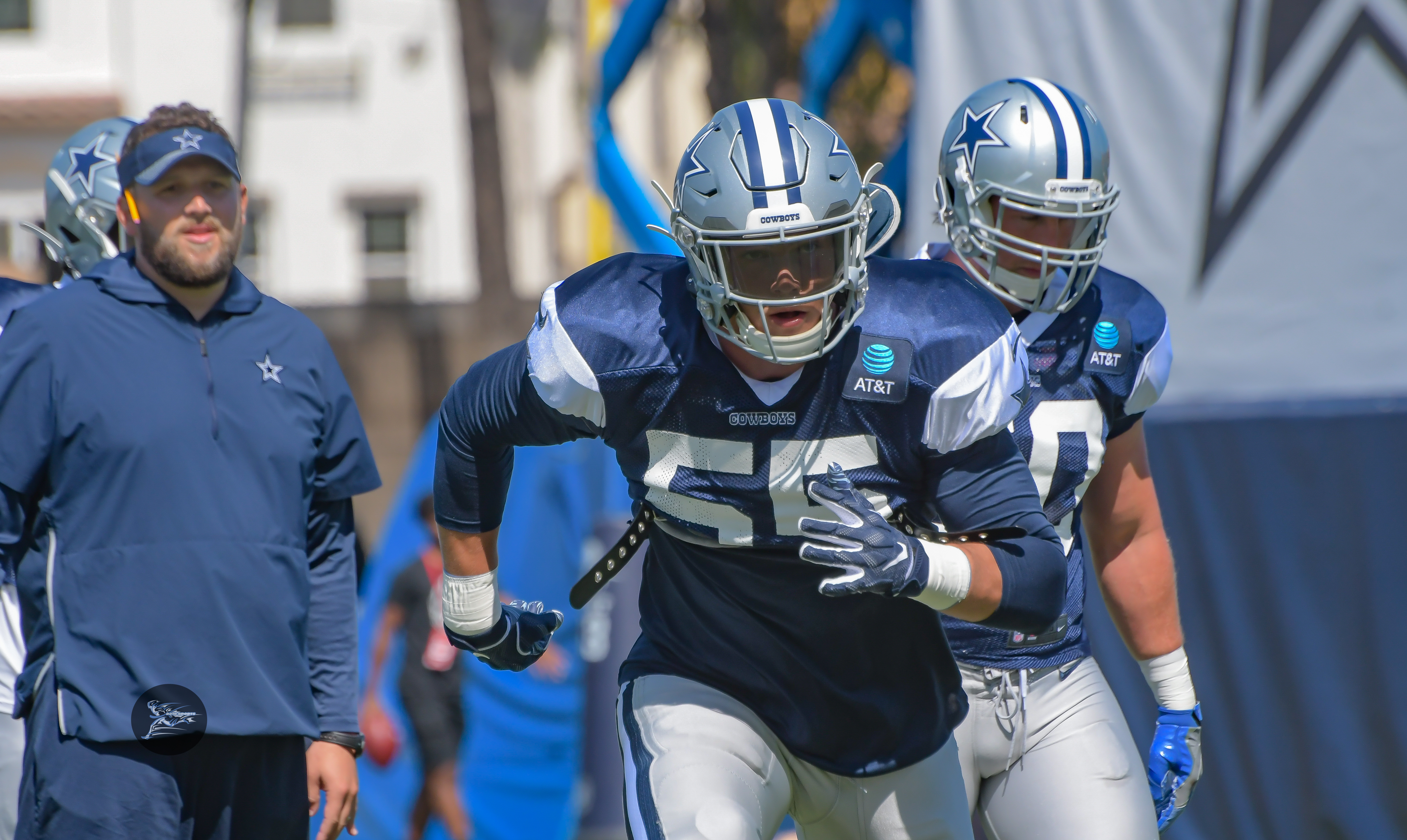 Cowboys' Leighton Vander Esch is holding the line at linebacker