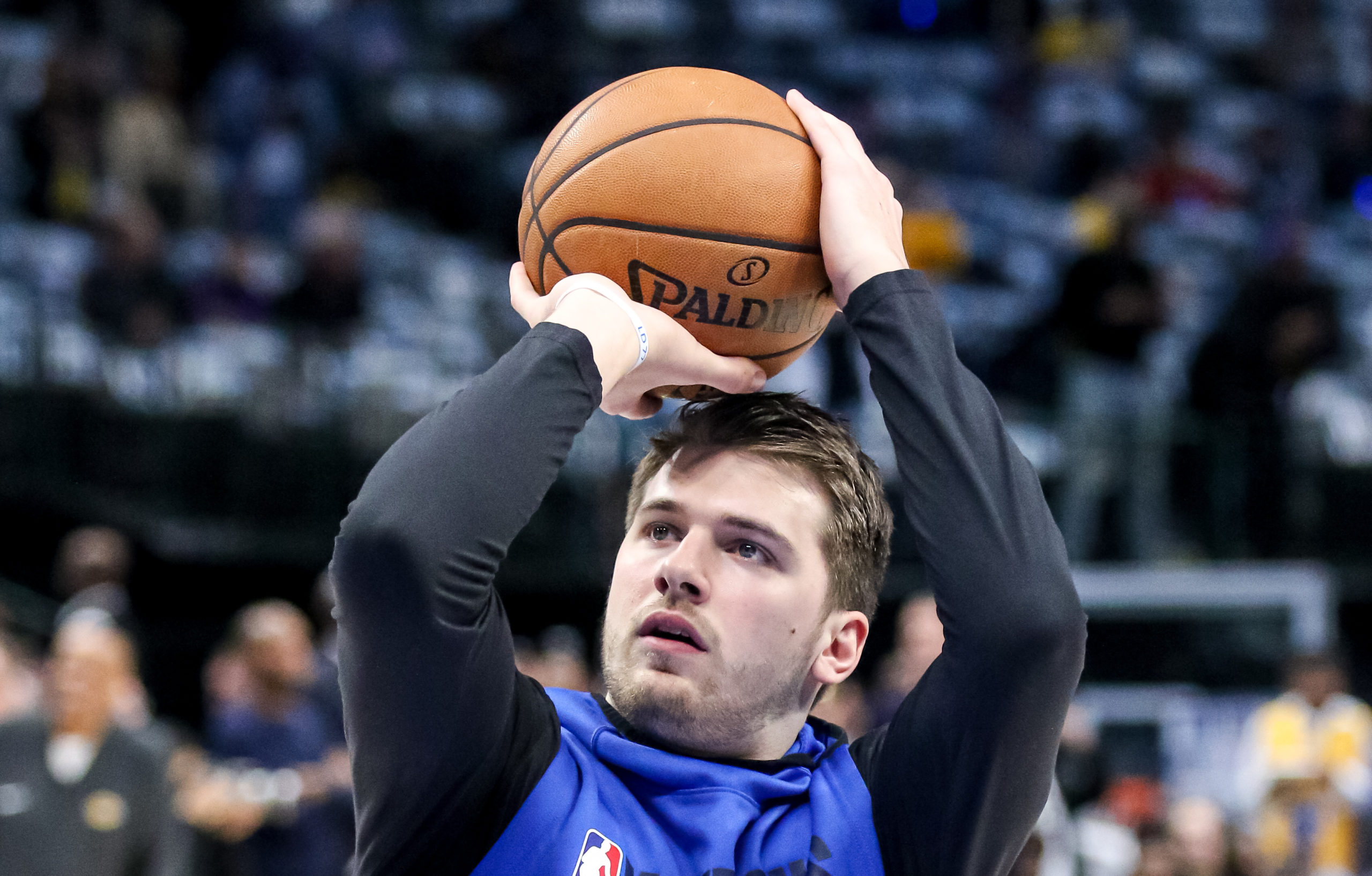 Luka Doncic and The Mavs Drop Lakers - D210SPORTS