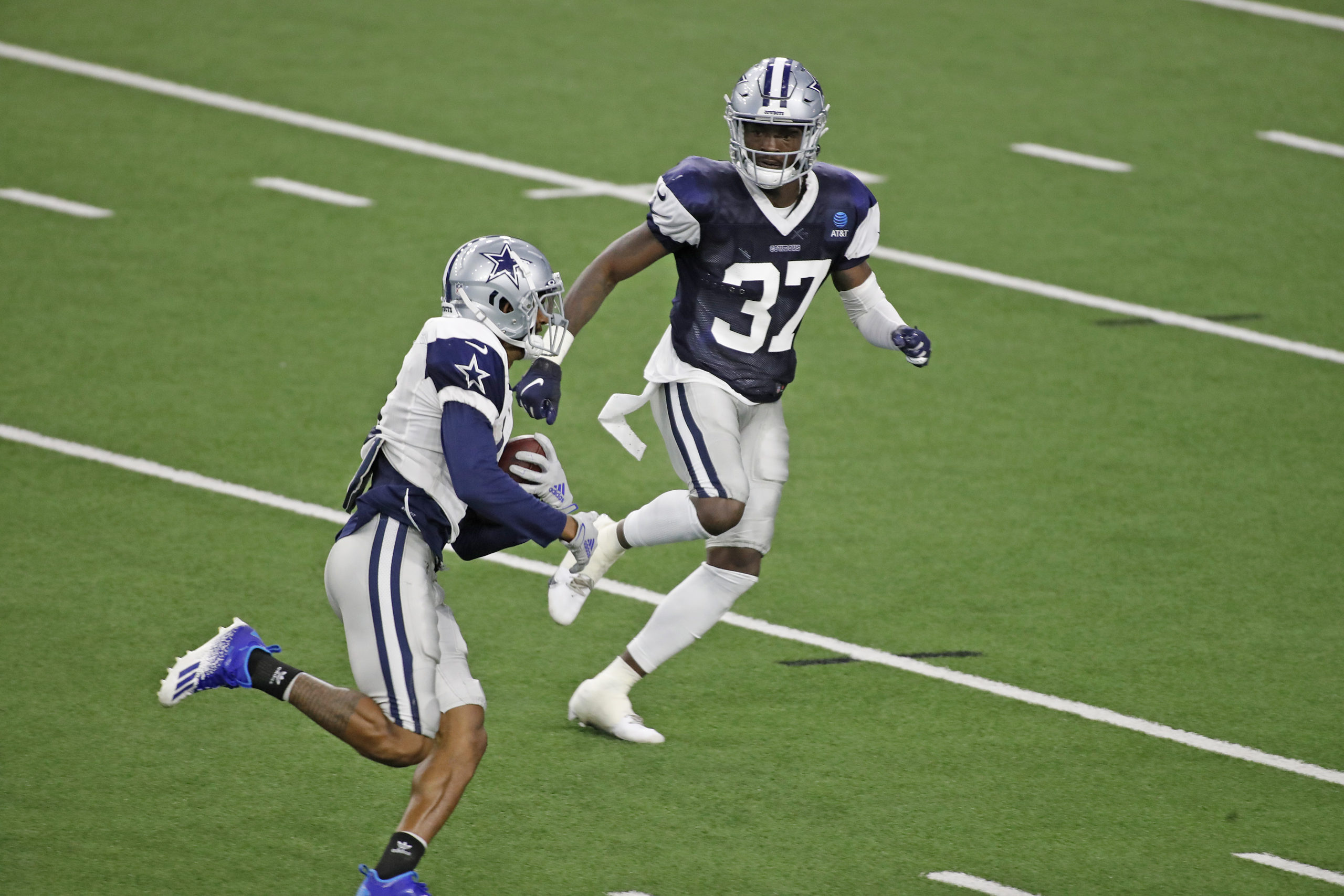 What return of Cowboys' Donovan Wilson meant for defense's three-safety  look in Arizona