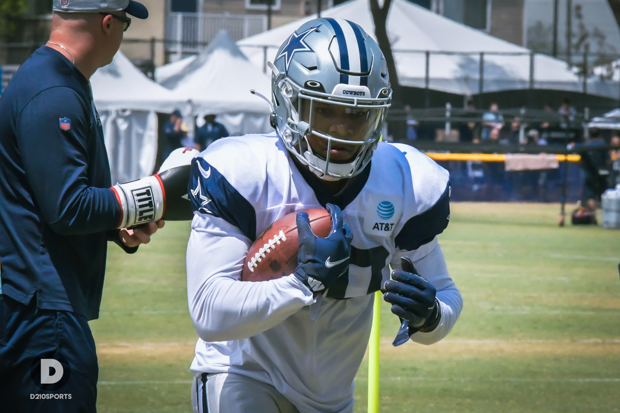 Cowboys Pro Shop on X: It's Tony Pollard Day in Memphis, TN