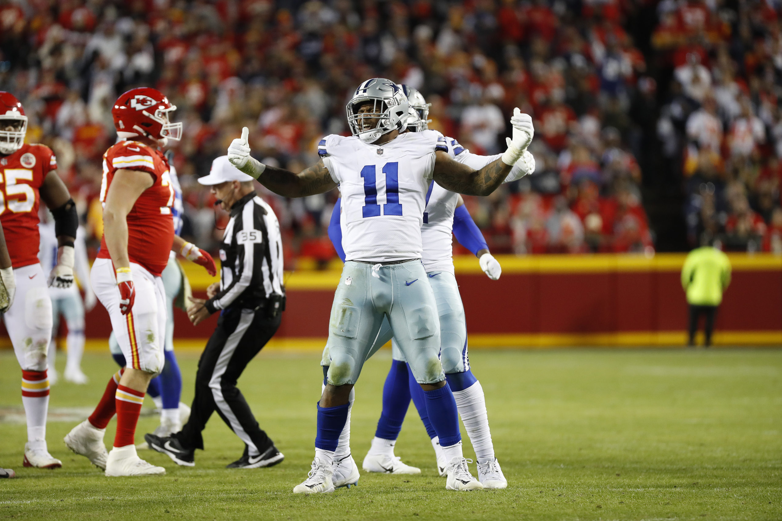 Micah Parsons sets Dallas Cowboys rookie sack record in Thanksgiving Day  game against Raiders 