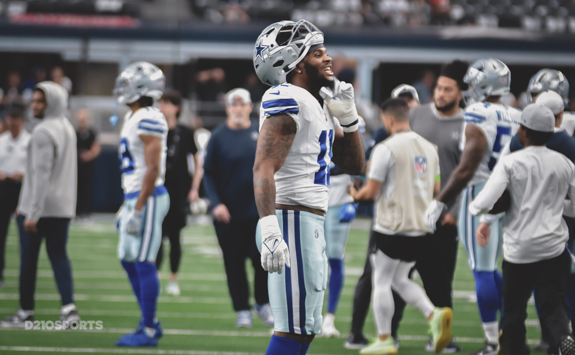 Micah Parsons named NFC Defensive Player of the Week, teases work on  offense for Cowboys 